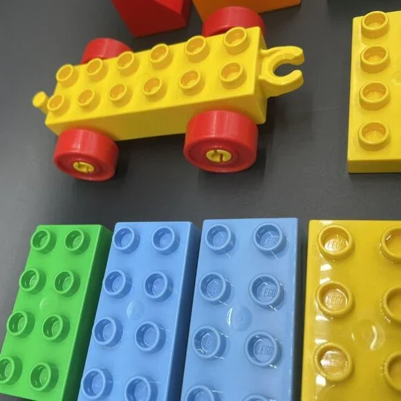 Lego Duplo Building Blocks Lot of 95 Pieces Flowers Vehicle Window Toddler Toys - Picture 9 of 10
